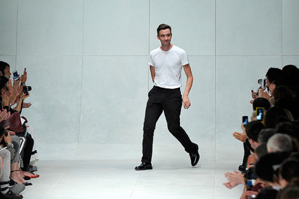 Guillaume Henry leaves Carven